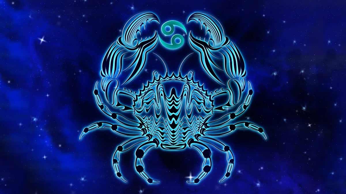 Zodiac Signs Most Affected By Strawberry Moon स्ट्रॉबेरी मून 2022 Strawberry Moon Rashifal