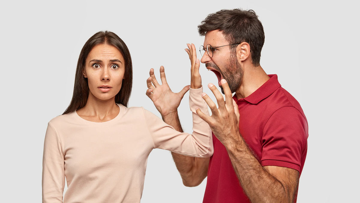 पार्टनर का डॉमिनेटिंग होना dominating life partner