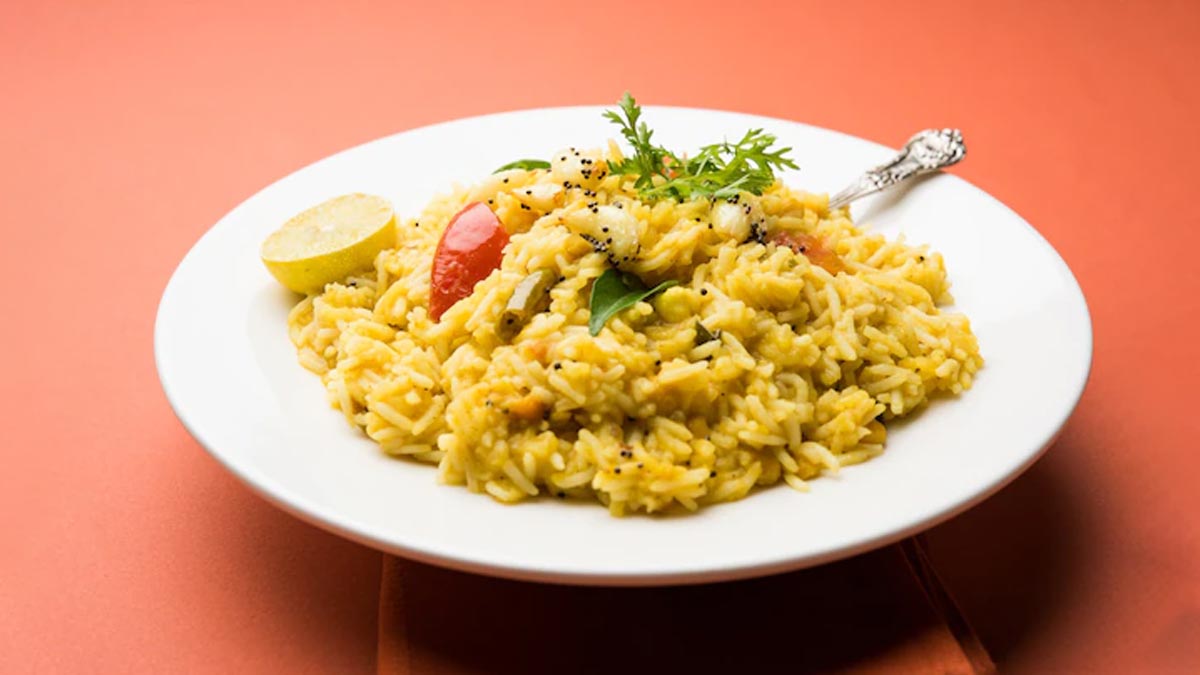 how to make dal khichdi recipe