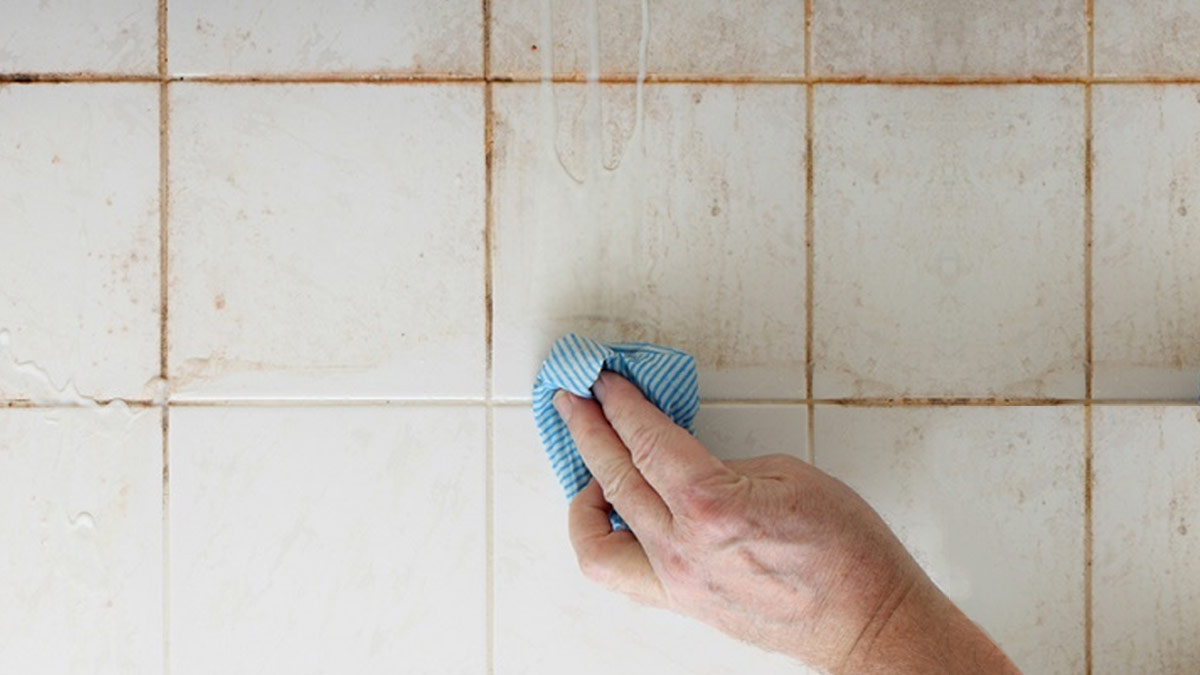 know how to clean oily kitchen tiles with baking soda tips