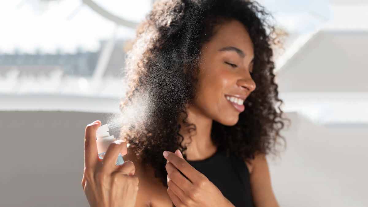 Know The Side Effects Of Dry Shampoo ड्राई शैम्पू के नुकसान Dry Shampoo Ke Nuksaan know the