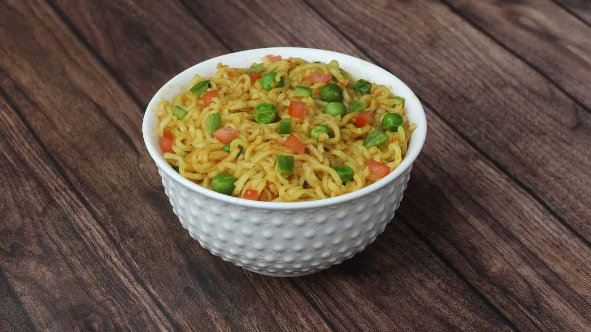 मैगी क्वीन maggi queen in lajpat nagar
