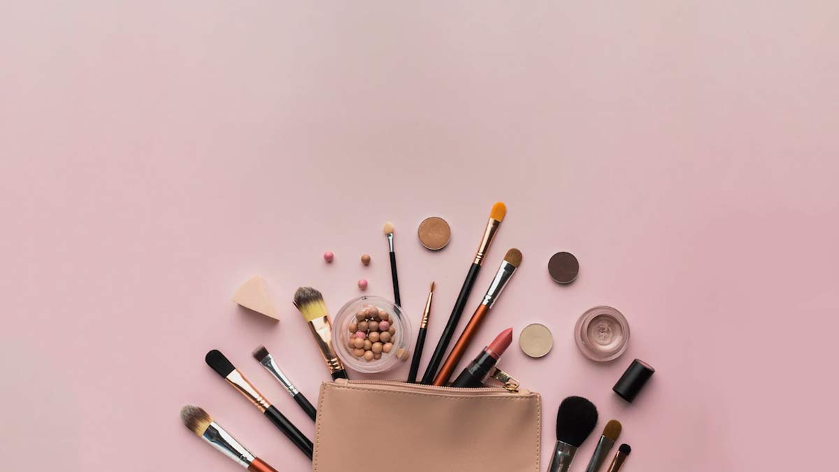 Makeup Shelf Life Throw Makeup Makeup Tips For WomenKnow About The