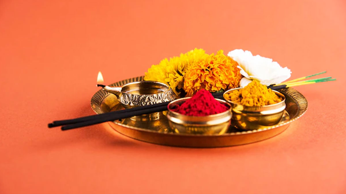 old and dry flowers in temple