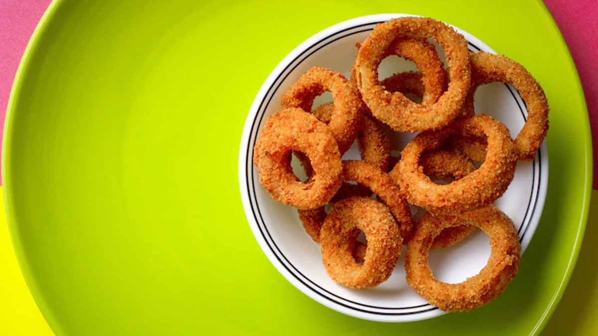 onion rings in food
