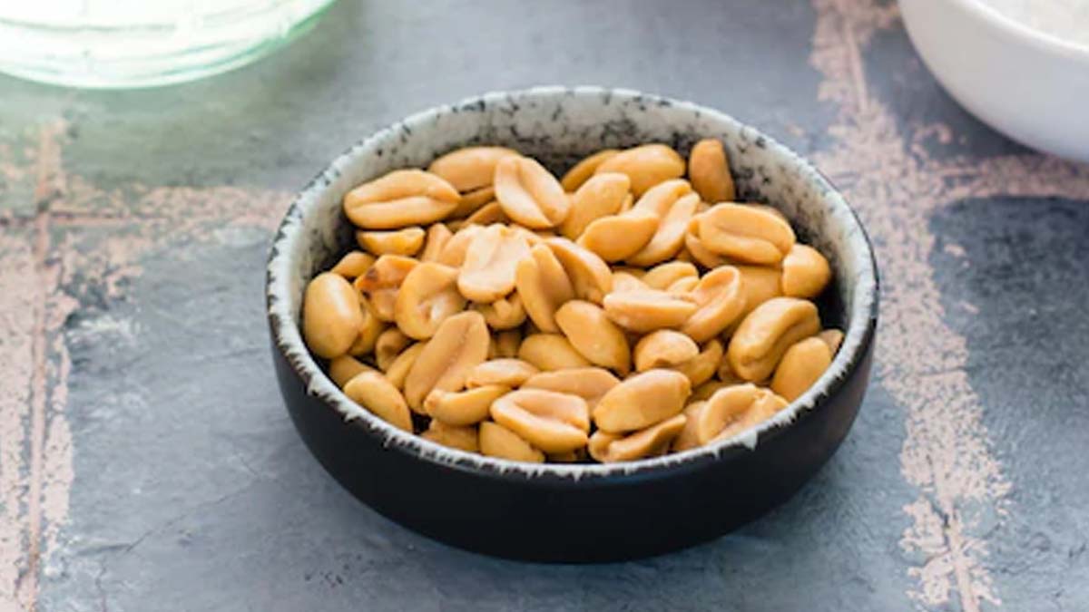 Tips To Roast Peanuts In Perfect Way मूंगफली भूनने के तरीके Peanuts