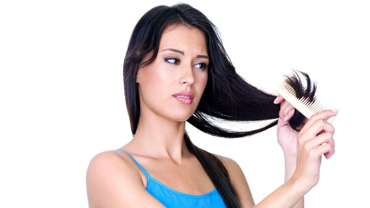 दोमुंहे बालों की लंबाई क्यों रुक जाती है | split ends home remedies in hindi  - India TV Hindi