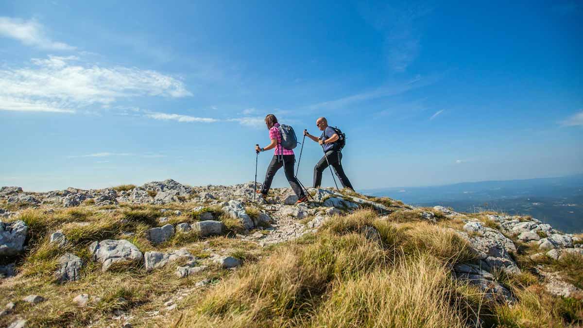 ट्रेकिंग treking northeast adventure things inside