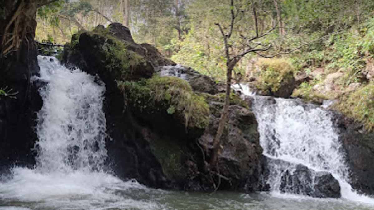 usari waterfalls near deoghar inside