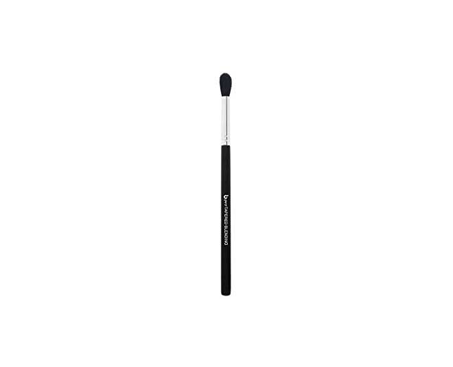 Crease line brush
