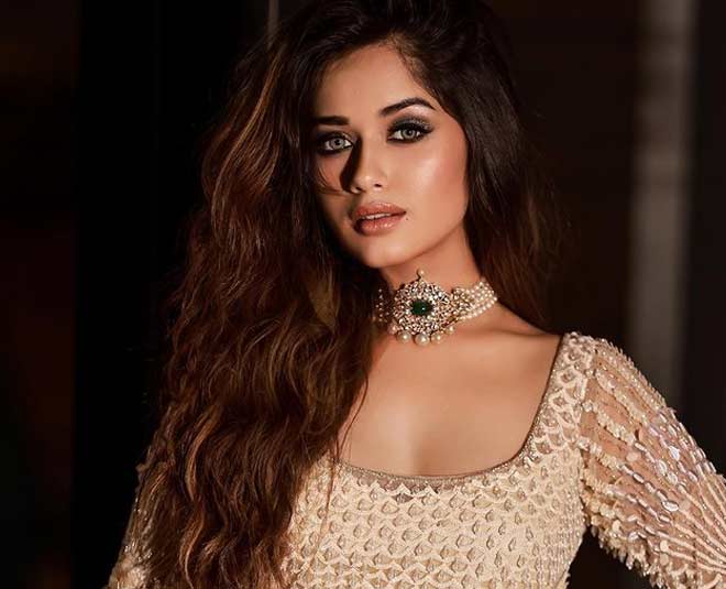 Jannat zubair best ethnic outfits for wedding season