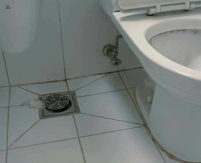 alum use in bathroom inside 