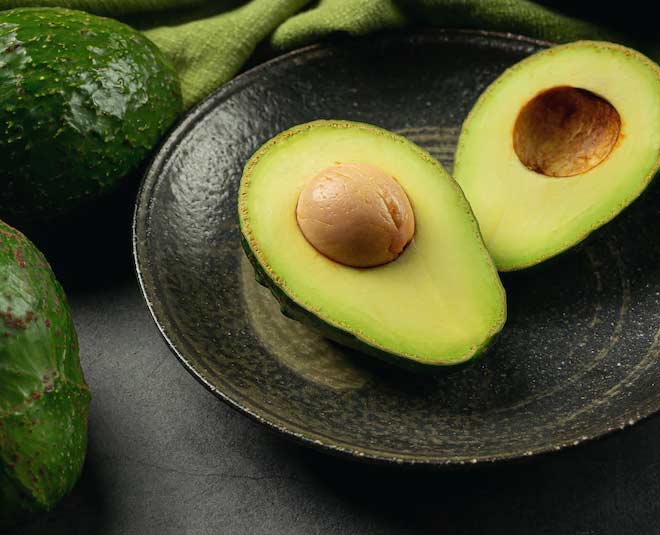 avocado olive oil yogurt face mask