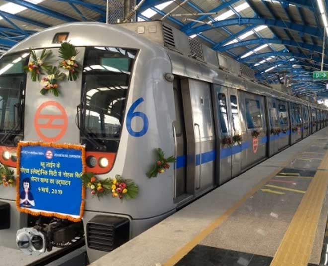 delhi metro blue line best spots main