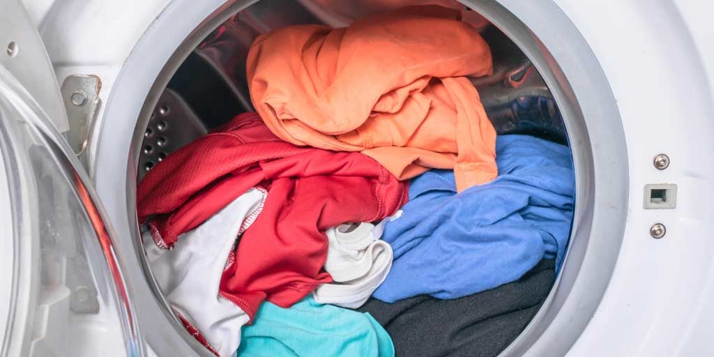 hacks-to-wash-coloured-clothes-in-washing-machine