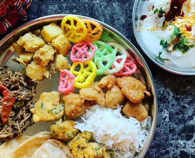 eat cold food on sheetala ashtami ()