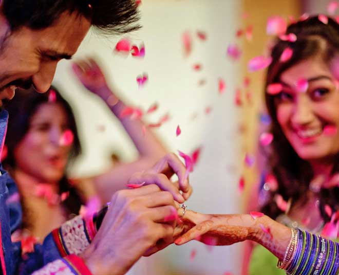 engagement ring significance