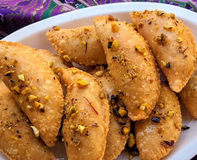 gujiya holi sweet recipes