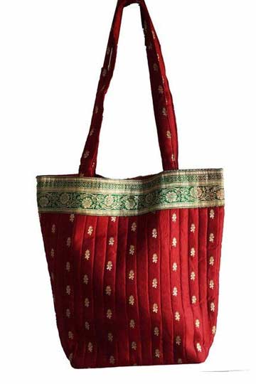 how to make shoulder bag from old saree