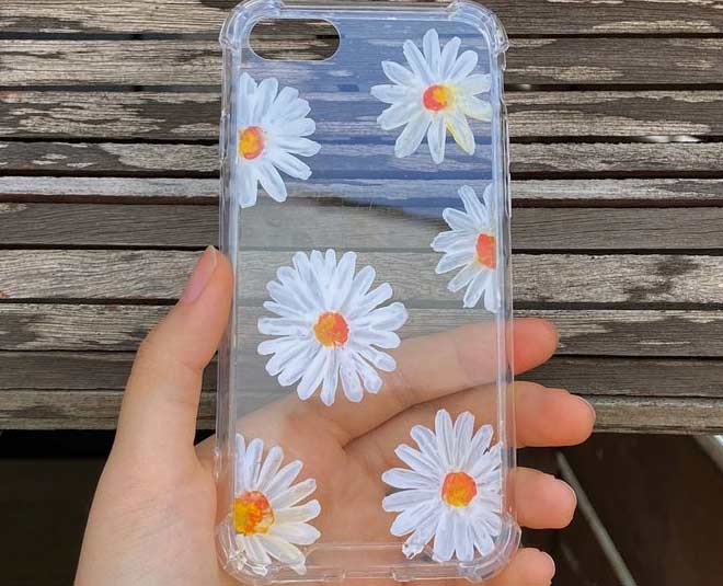 DIY 5 Ways To Customise Your Clear Phone Case HerZindagi