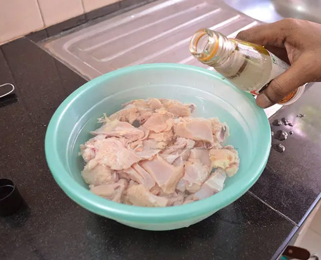 Perfect Way To Clean Chicken Before Cooking In Hindi perfect way to