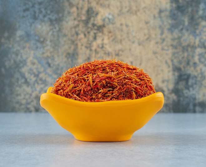 Know How To Use Saffron Right Way In Cooking In Hindi | know how to use ...