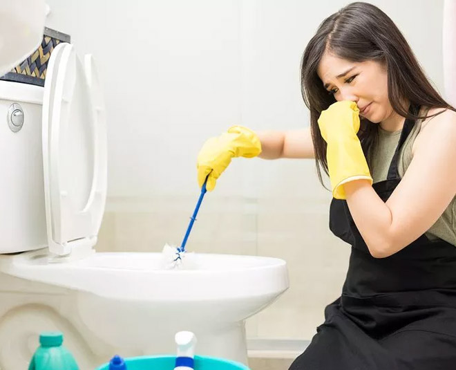toilet smell removing tips