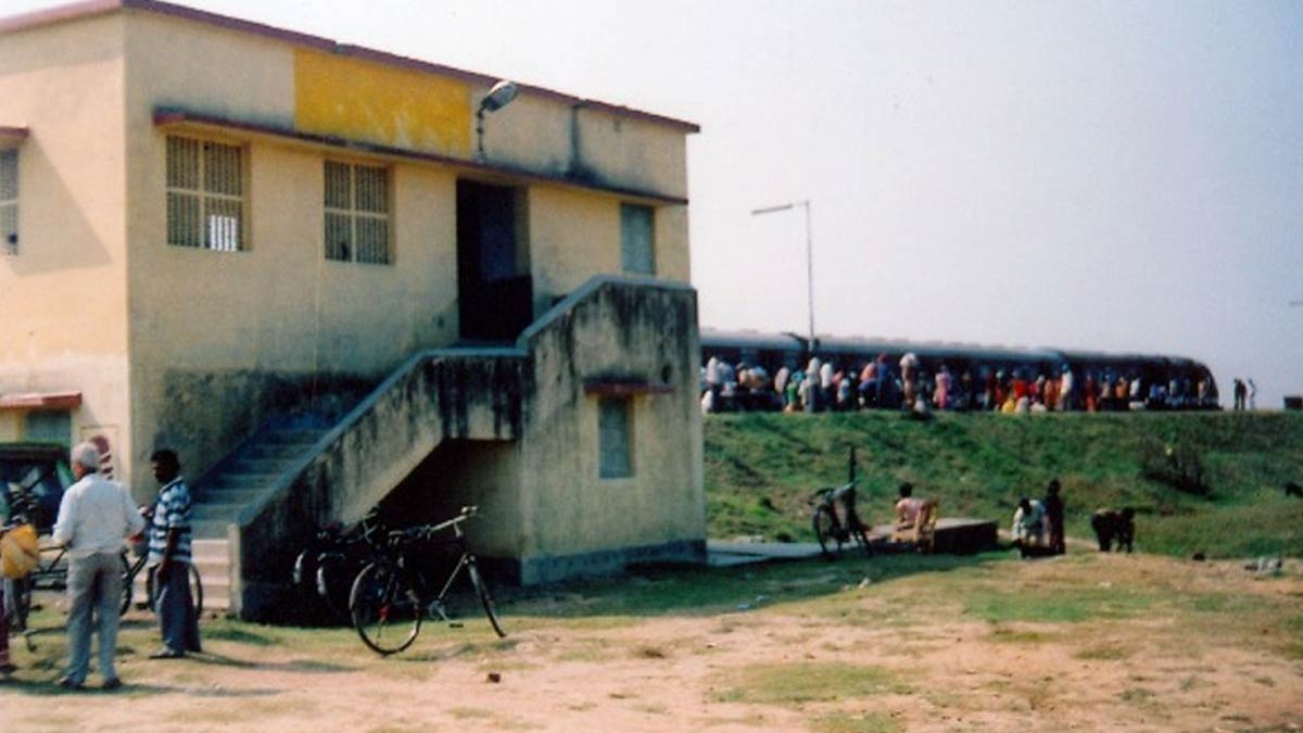 Indian railway stations without name