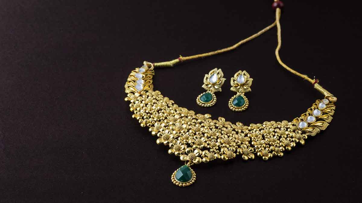 Low Price Jewellery Set ()
