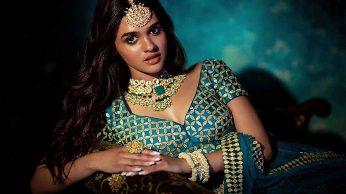 Low Price Jewellery Set ()