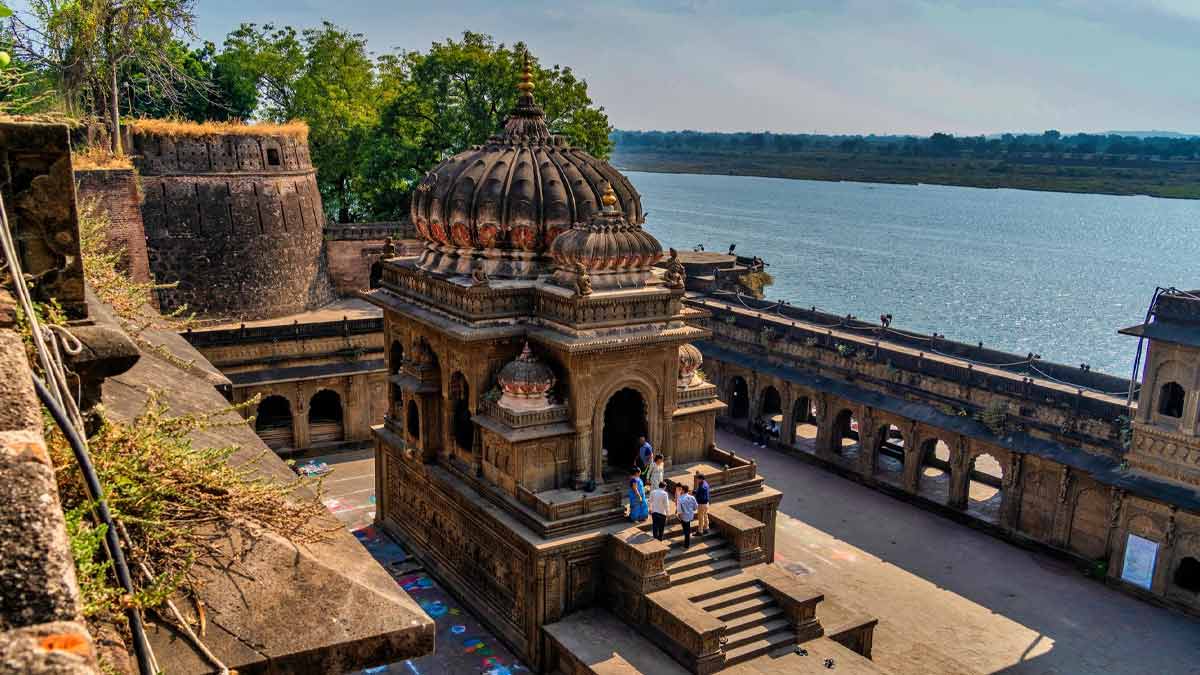 Locations To Visit Near Indore | Lesser-Known Locations Near Indore |  Offbeat Locations To Visit Near Indore City | HerZindagi