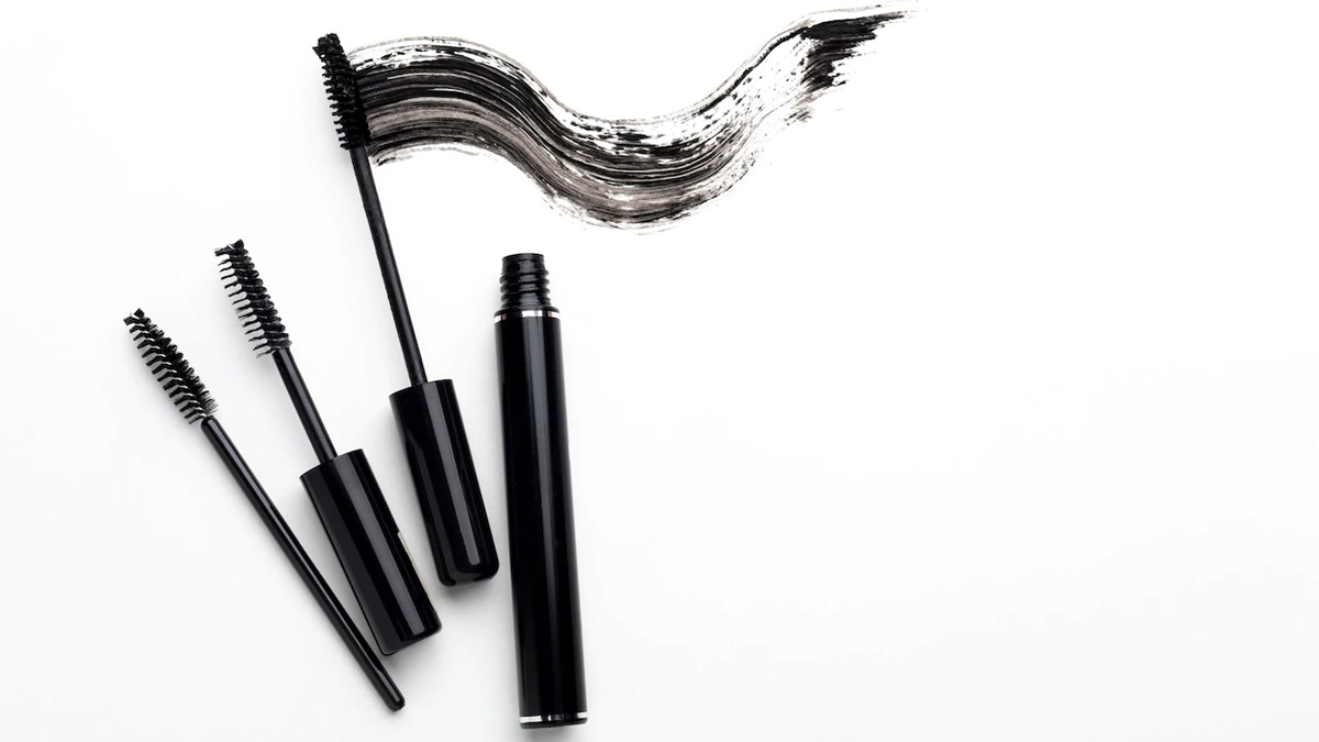 How to Apply Eyeliner On Wrinkled Eyelids आईलाइनर हैक्स Eyeliner for