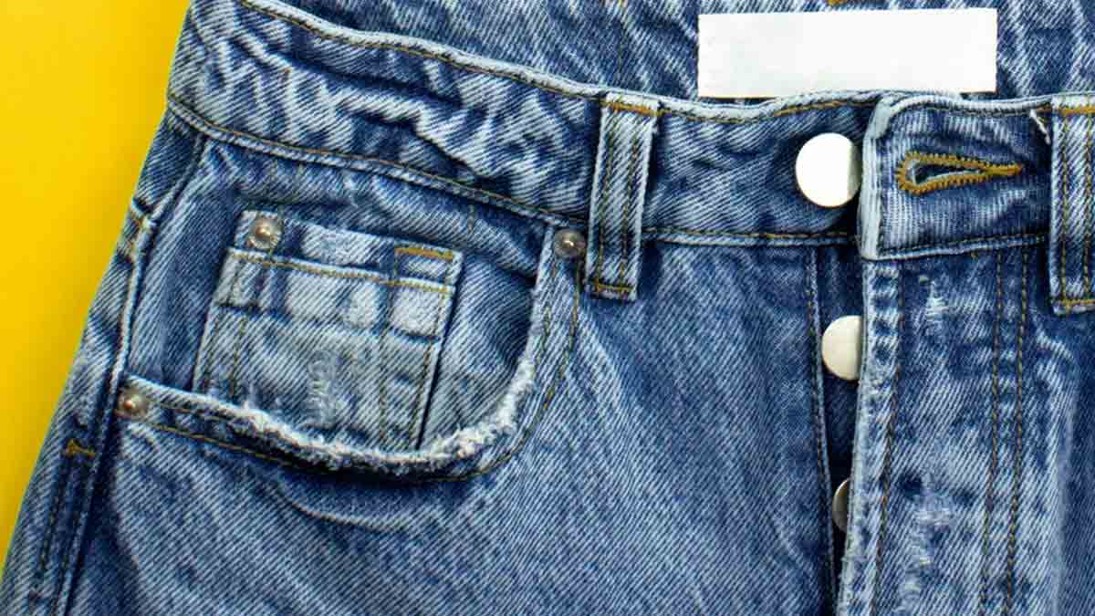Reason to set a tiny pocket in front of Jeans Pant - Goldnfiber
