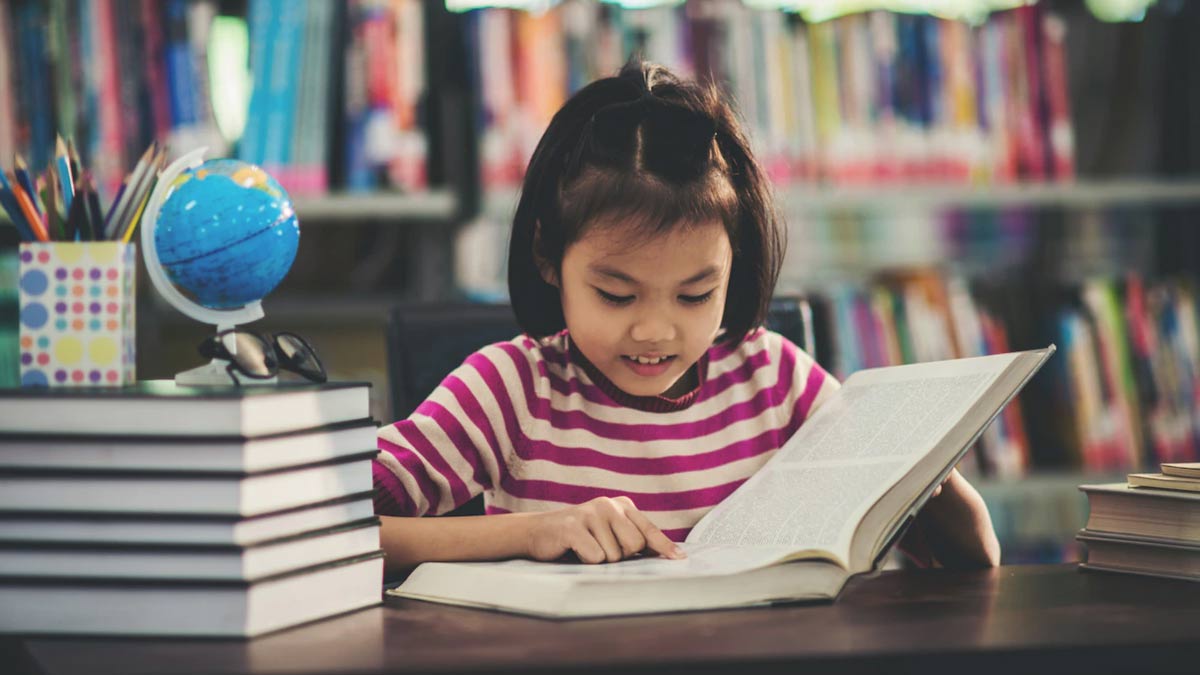 books vastu place on study table
