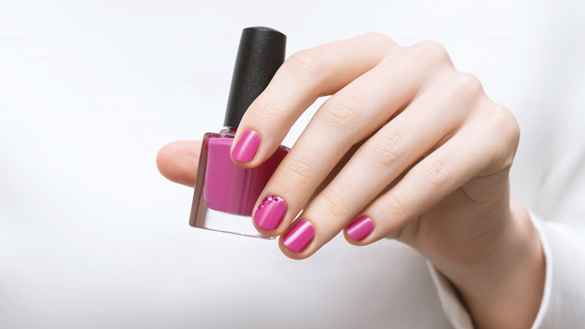 how to differentiate between local and branded nail polish in hindi