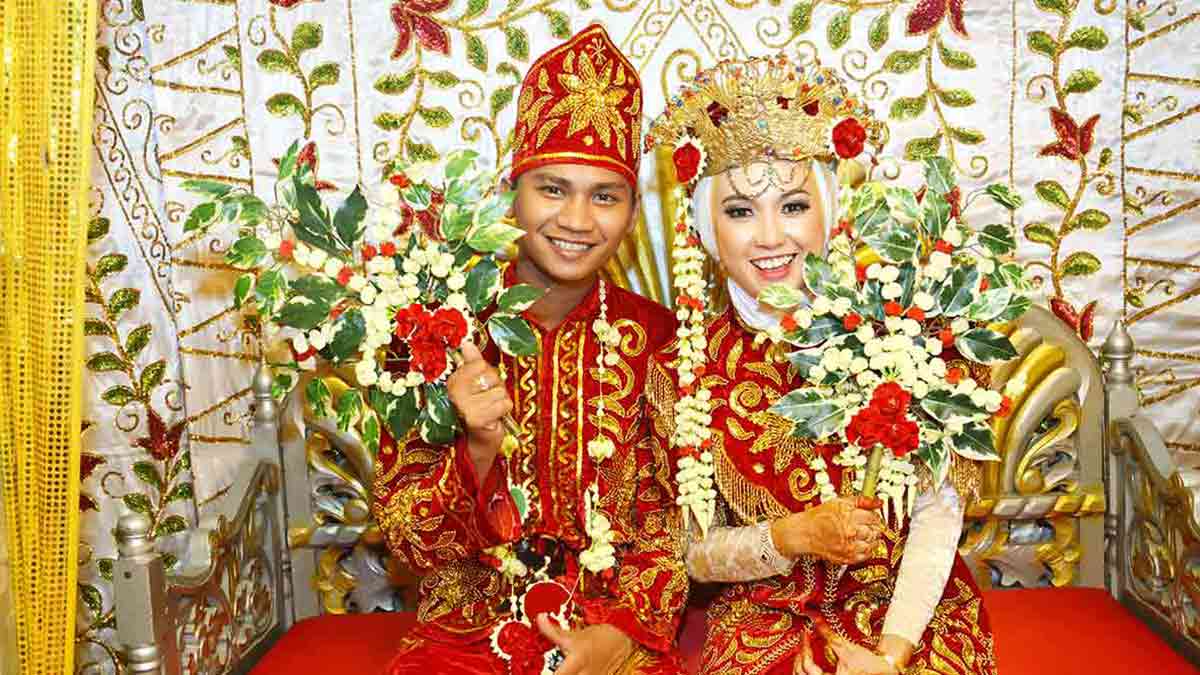 indonesia weird marriage rituals in hindi