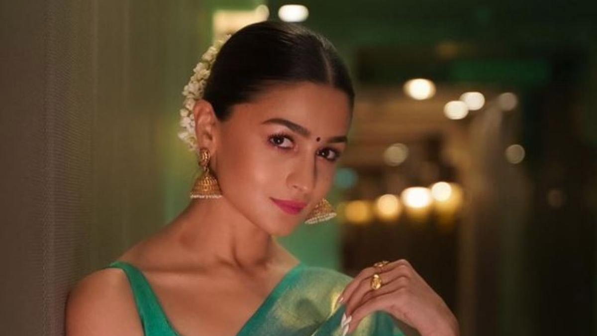 makeup tips on Vat Savitri ()