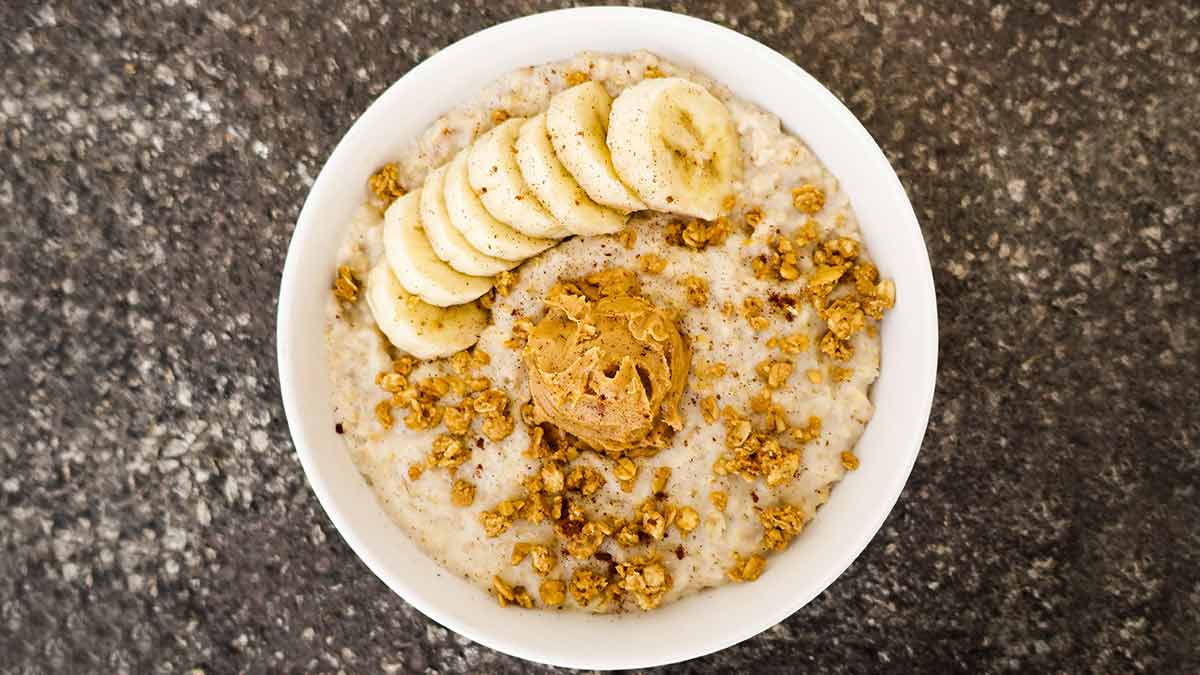 Give Your Oats A Twist Of Peanut Butter And Jelly! HerZindagi