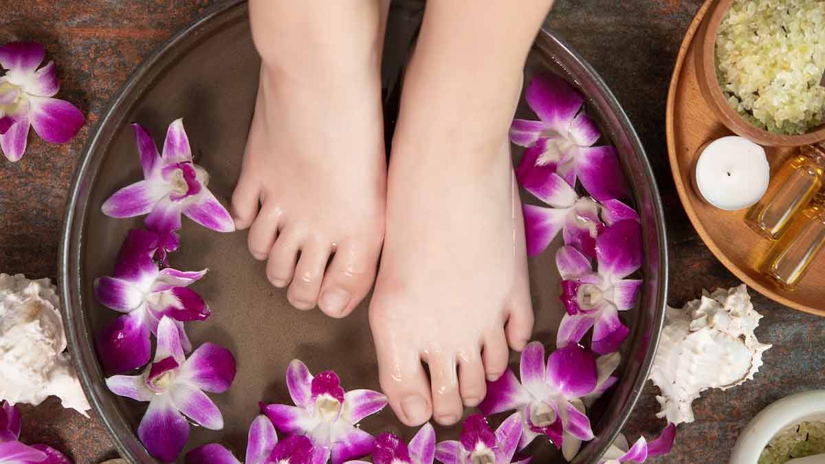 How Do I Fix My Cracked Heels DIY Foot Soaks for Cracked Heelsफटी