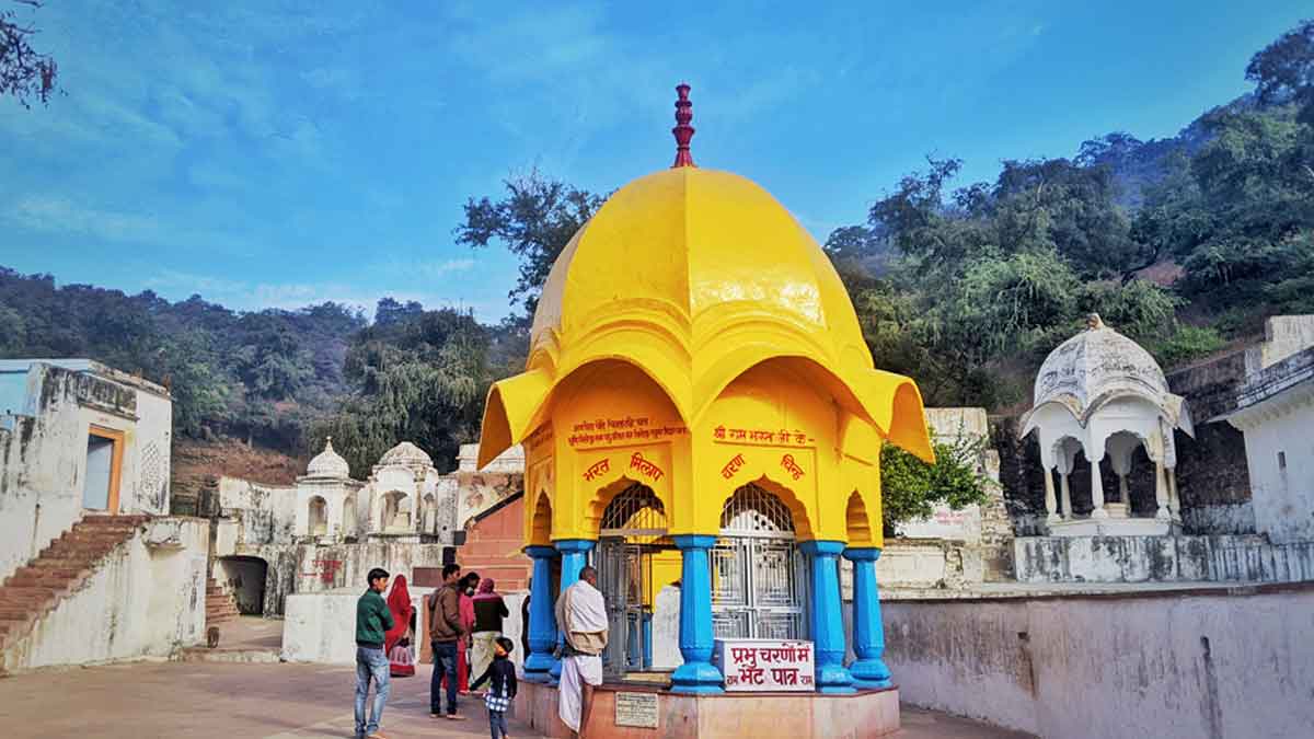 places to visit in chitrakoot