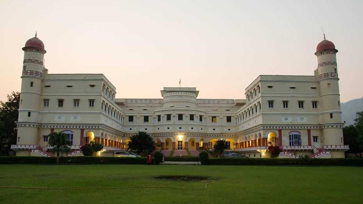 sariska palace