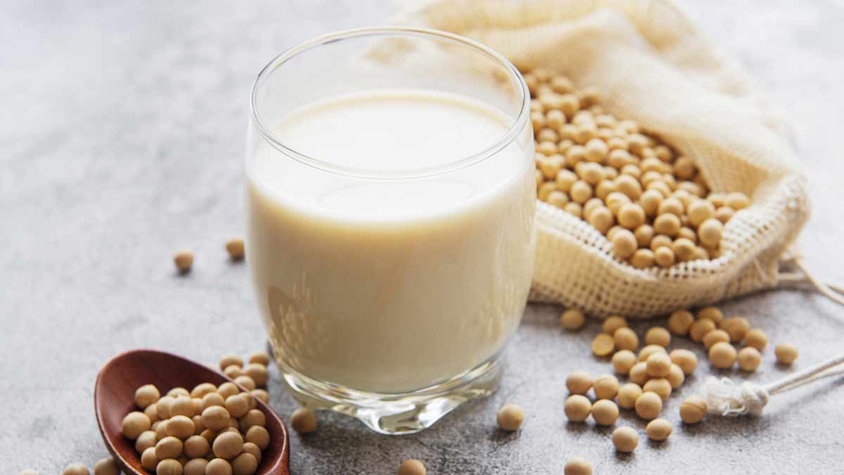 Positive And Negative Effects Of Soy Milkसोया मिल्क कब पीना चाहिएSoy