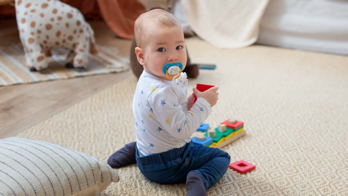 taking care of baby teeth by expert isnide 