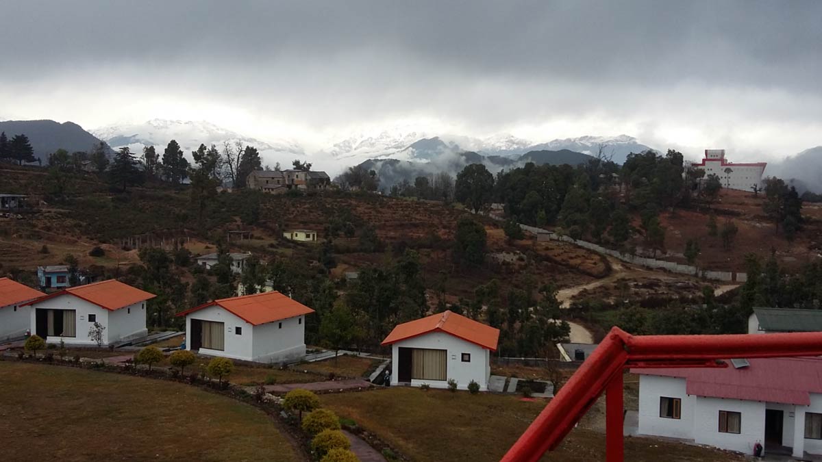 tourist places of chaukori uttarakhand Inside 