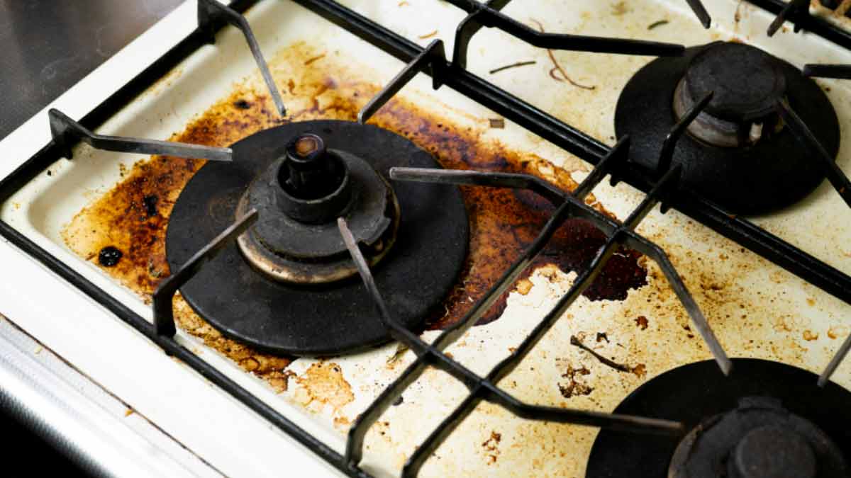 How To Clean Gas Burner Blocked Holes Cleaning Blocked Gas   Tricks To Unclog Gas Burner 