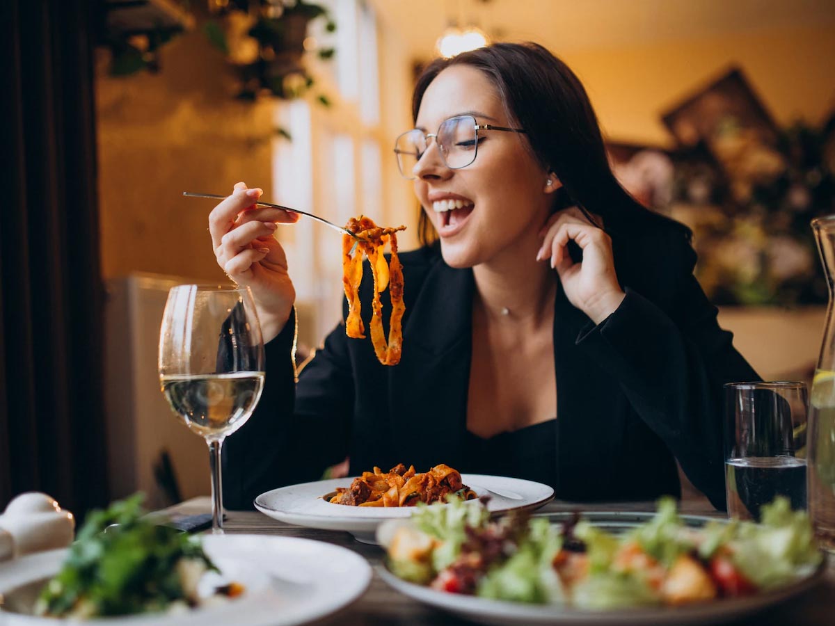 Difference between food cravings and hunger