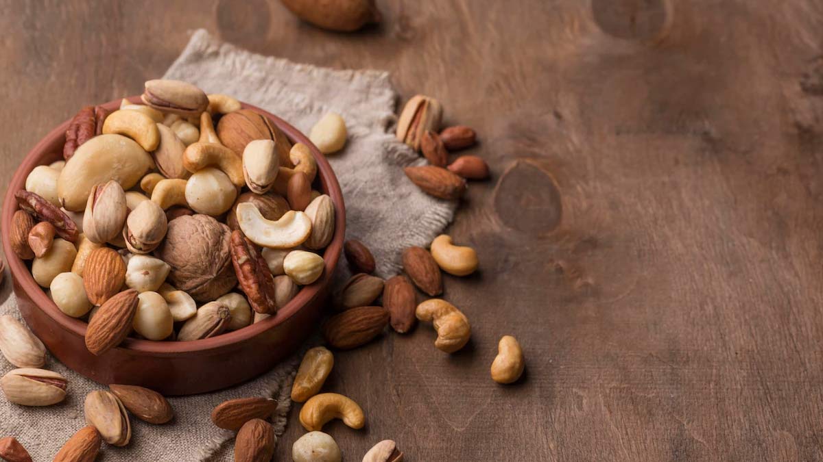 Nuts is good for skin dryness