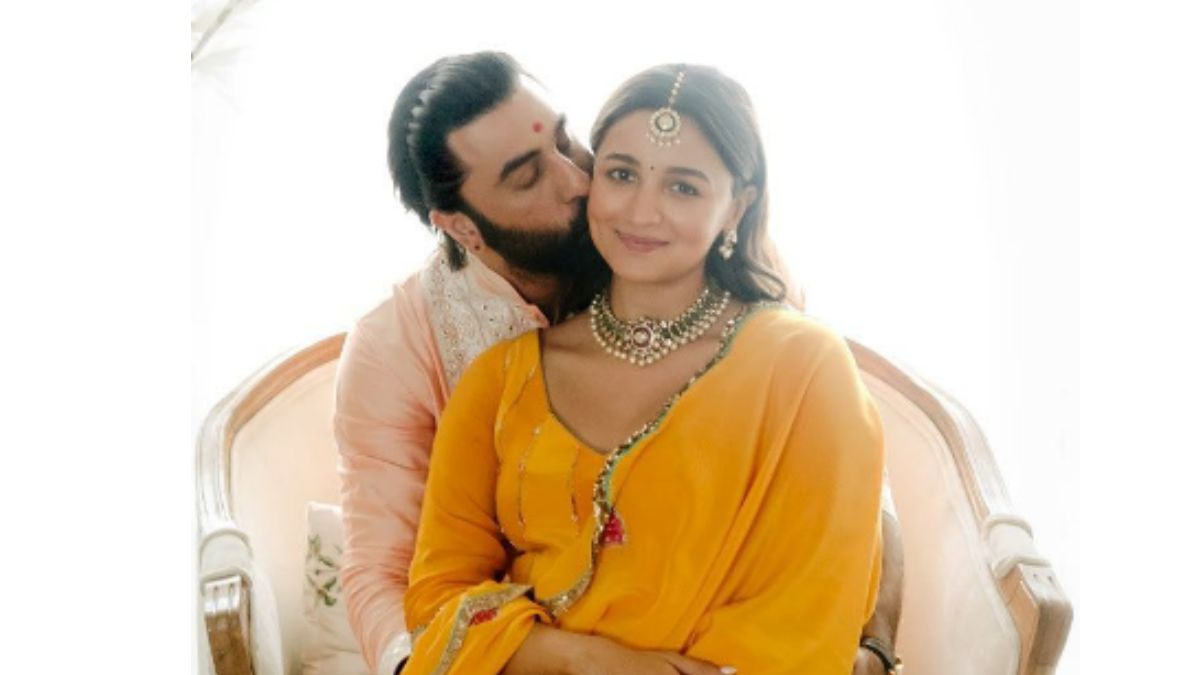 Alia Bhatt-Ranbir Kapoor Blessed With Baby Girl | HerZindagi