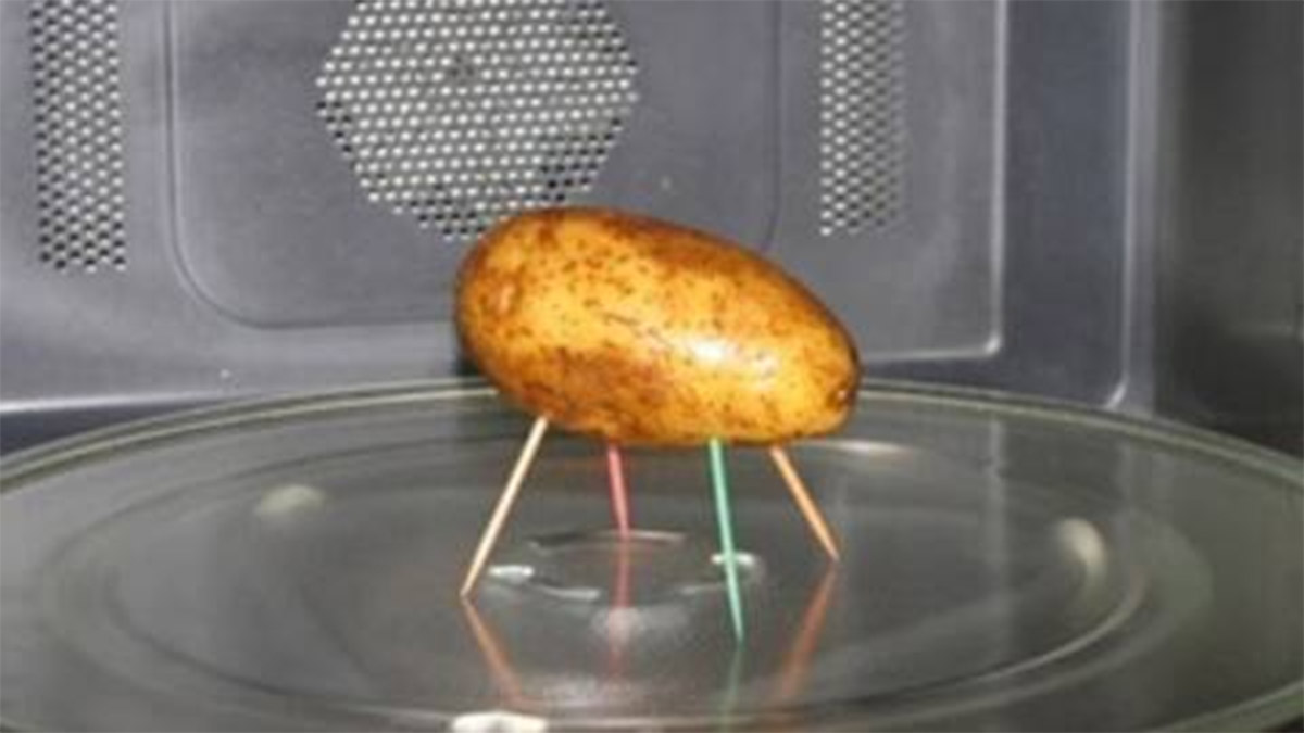 boiled potato and toothpick