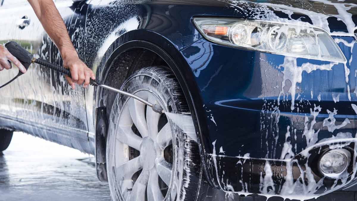 fastest-way-to-wash-a-car-by-hand-car-ko-kaise